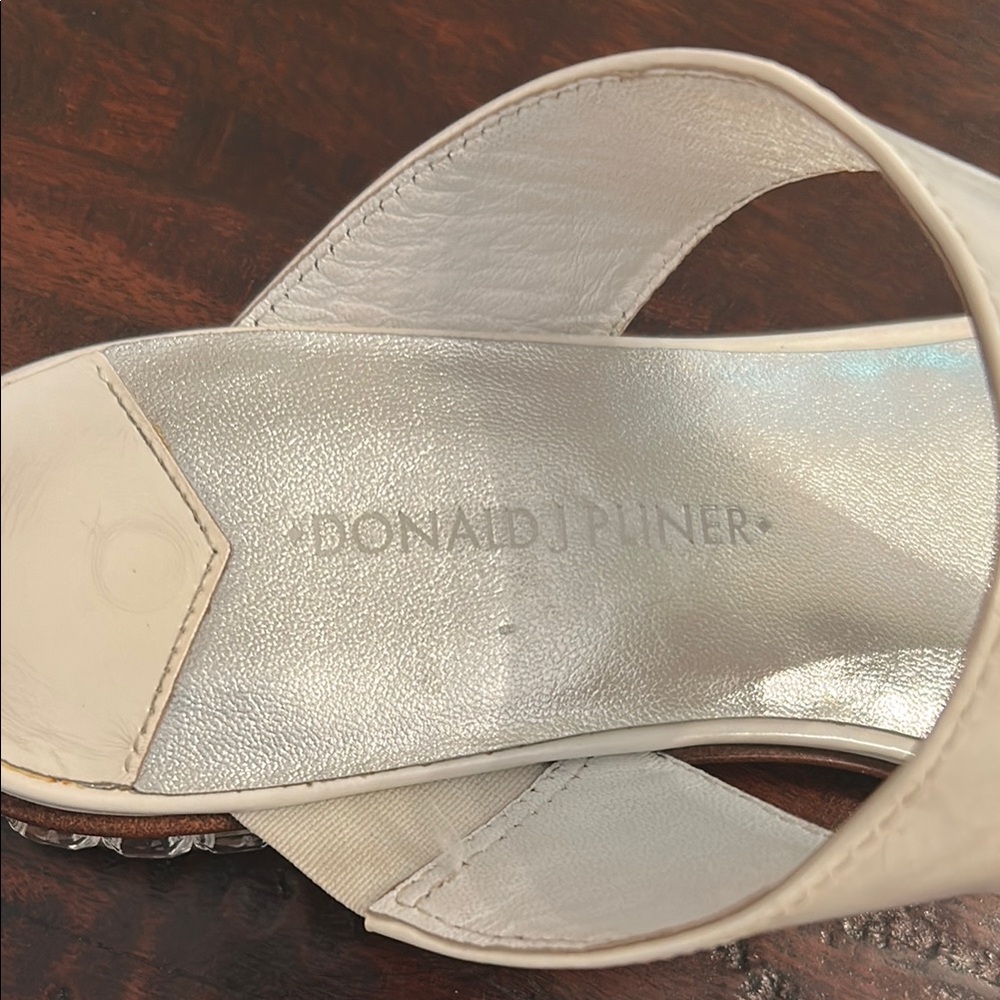 Donald J. Pliner White Sandals with Subtle Stitching - Picture 4 of 10